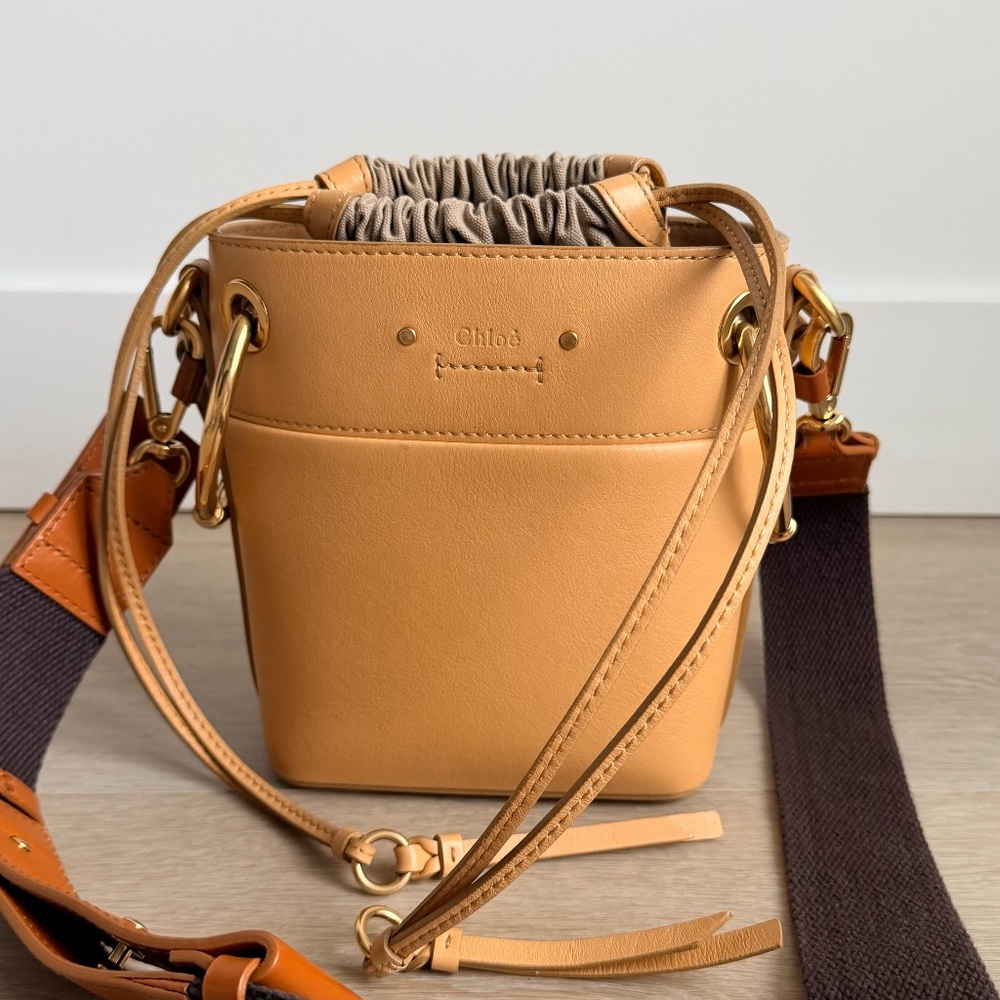 Chloe Roy Bucket Bag Small - Picture 1 of 8